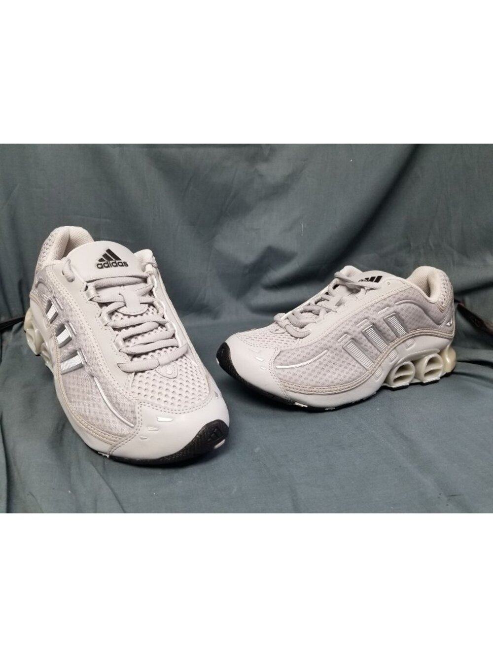 Adidas Megaride O1 Grey Silver Metallic JI1506 Men's Size 9.5 NEW NO BOX!